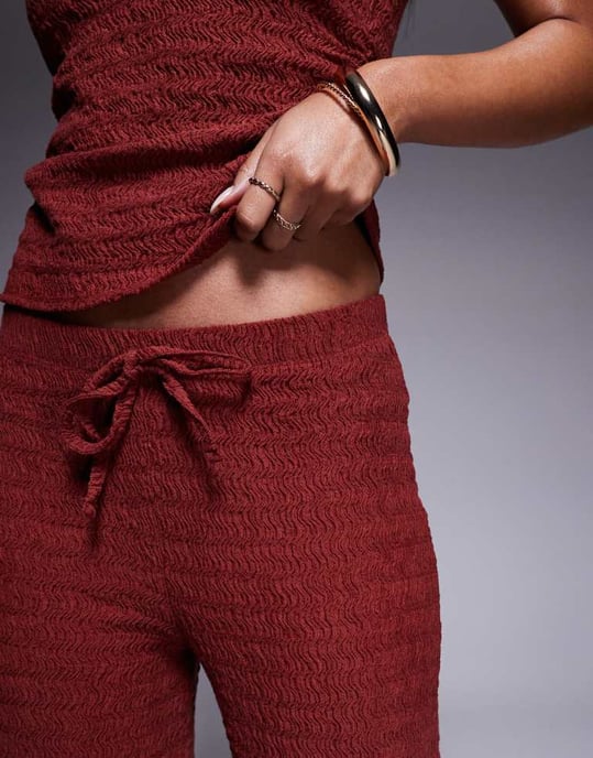 ASOS DESIGN textured wide leg pull on trousers in brown - Image 3