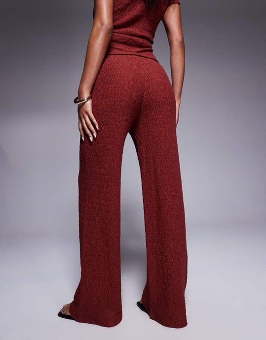 ASOS DESIGN textured wide leg pull on trousers in brown - Image 4