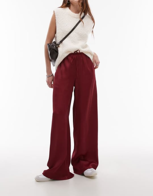 Topshop satinband midja vida benbyxor i burgund - Image 2