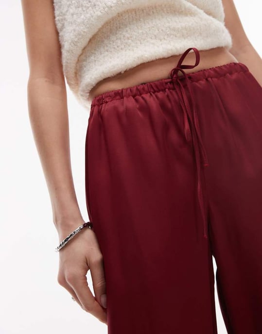 Topshop satinband midja vida benbyxor i burgund - Image 3