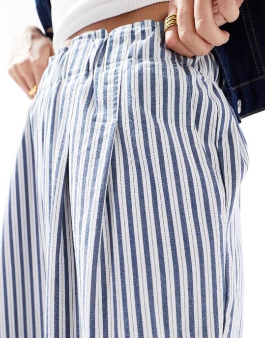 ASOS DESIGN exaggerated pull on wide leg trouser in blue stripe - Image 2