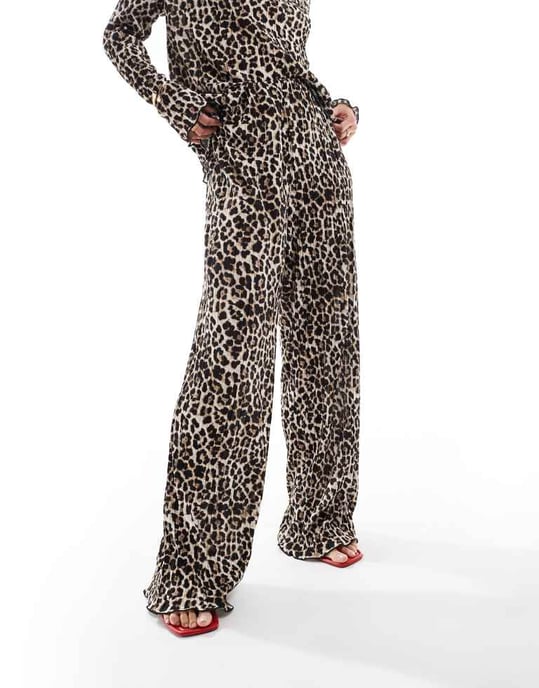 Pieces plisserad byxdress med vida ben i leopardmönster - Image 2