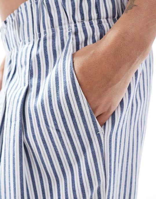 ASOS DESIGN Petite exaggerated pull on wide leg trousers in blue stripe - Image 3