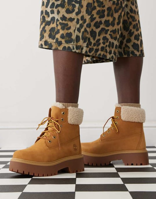 Timberland Stone Street 6 inch elevated lined boots in wheat nubuck - Image 2