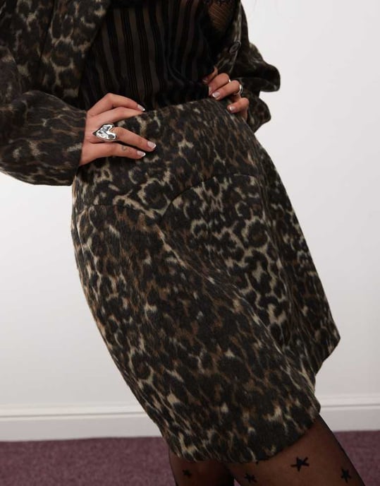 Återvunnen vintage mini skräddarsydd kjol i leopardmönster - Image 3