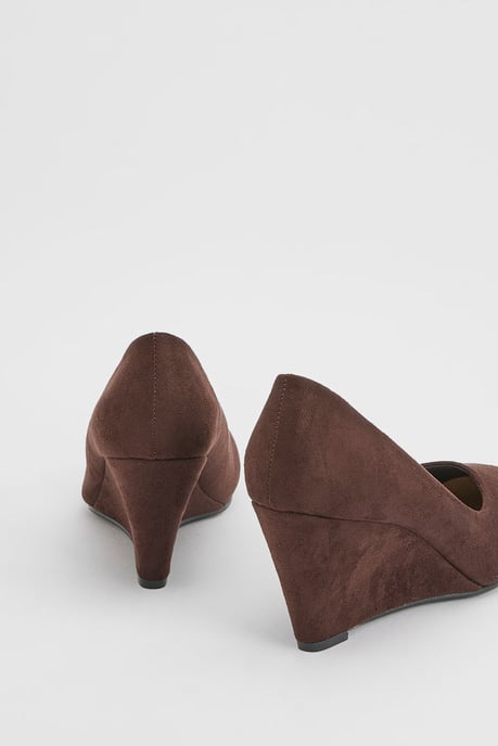 Duke Wedge Court Shoes - Image 2