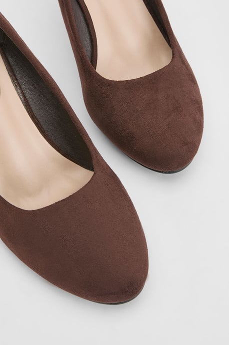 Duke Wedge Court Shoes - Image 3