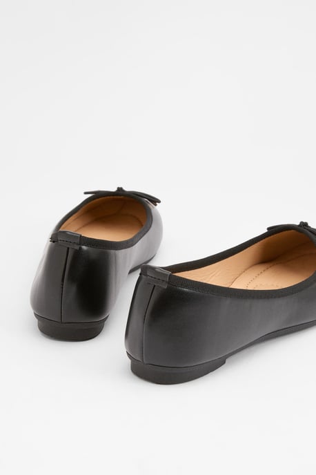 Good For The Sole: Darcy Comfort Bow Detailed Ballerina Flats - Image 3