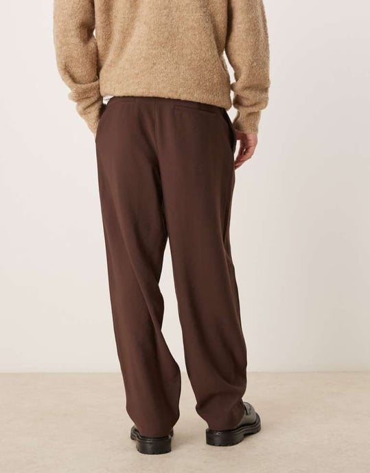 ASOS DESIGN överdimensionerade slanka byxor i brunt - Image 3