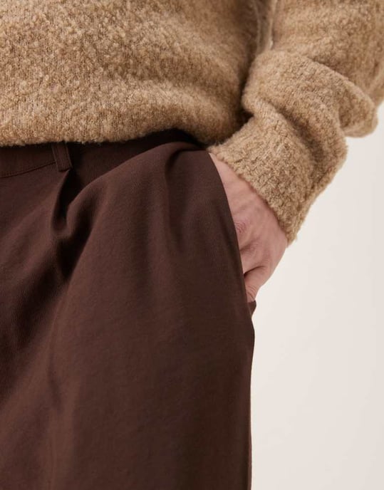 ASOS DESIGN överdimensionerade slanka byxor i brunt - Image 4