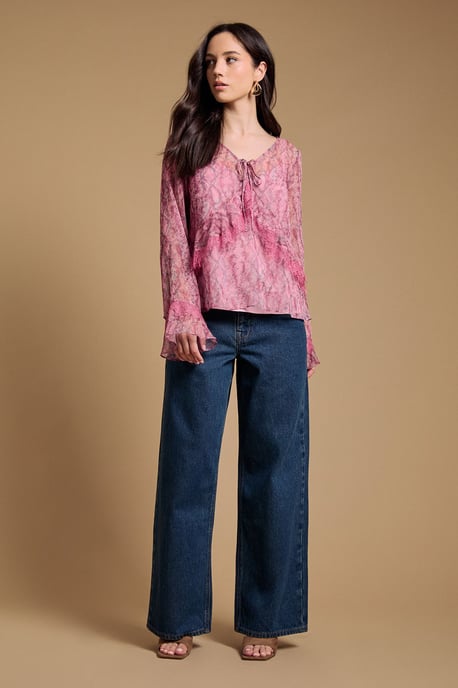 Fluted sleeve lace trim blouse - Image 4
