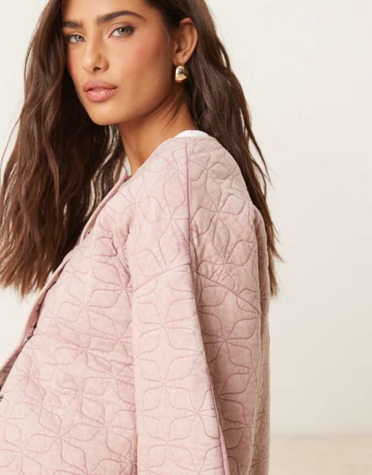 ASOS DESIGN oversized quilted jacket with cocoon sleeve in washed pink - Image 3