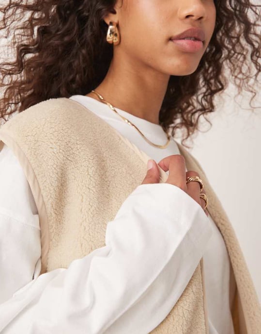 ASOS DESIGN borg gilet with binding in stone - Image 4