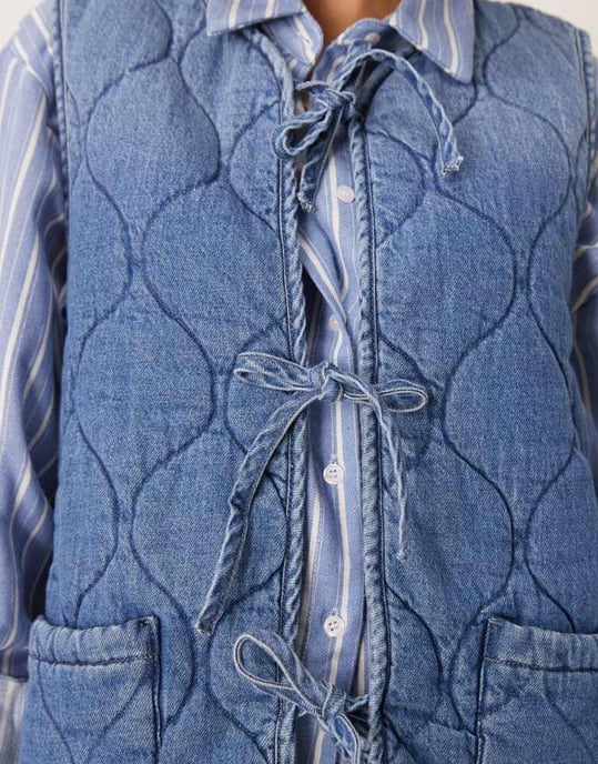 ASOS DESIGN denim quilted vest in midwash blue - Image 2