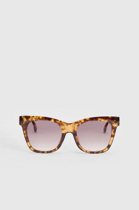 Chunky Tortoise Shell Cat Eye Sunglasses - Image 3