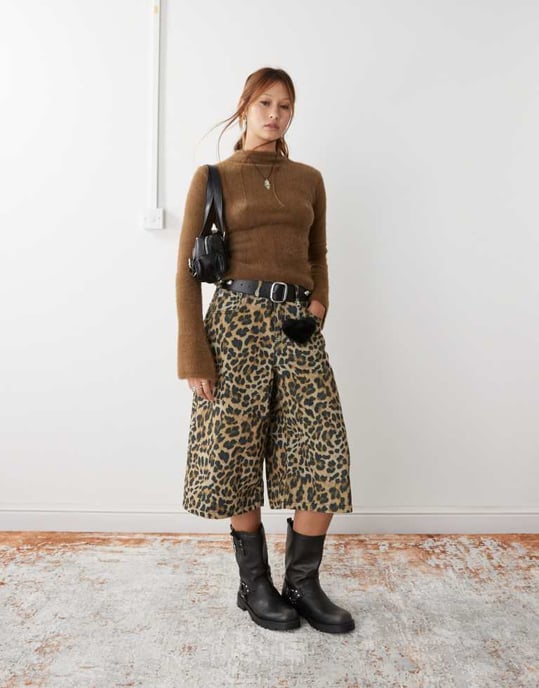 Weekday Jenny hairy knit jumper in brown - Image 2
