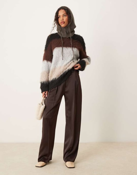 ASOS DESIGN oversized rundhalsad borstad tröja i randig mönster - Image 2