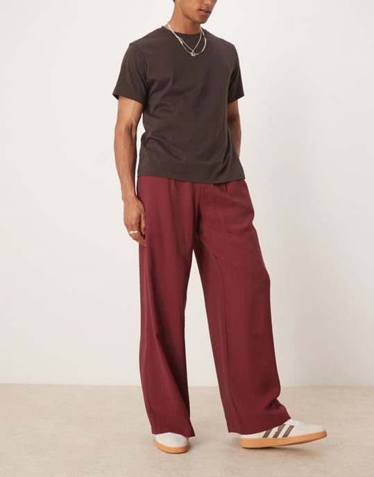 ASOS DESIGN avslappnade smarta byxor i vinröd - Image 4