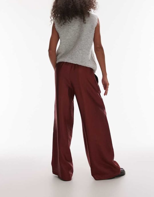 Topshop texturerad satin raka byxor med dragsko i vinröd - Image 4