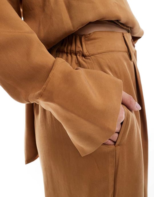 ASOS DESIGN relaxed straight leg trousers co-ord in camel - Image 3