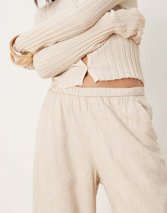 Abercrombie & Fitch pull on linen blend straight leg trouser in beige - Image 2
