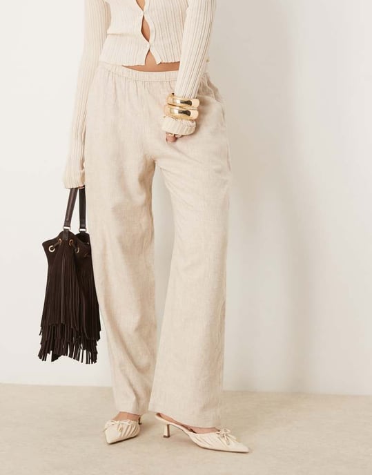 Abercrombie & Fitch pull on linen blend straight leg trouser in beige - Image 4