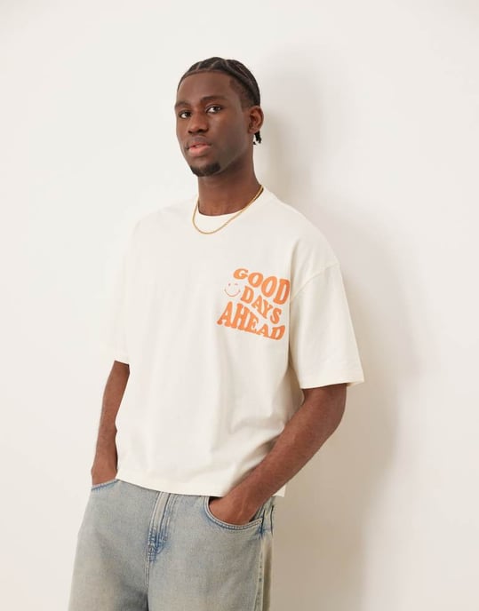 ASOS DESIGN oversized boxy t-shirt i off white med ryggtryck i off white - Image 3