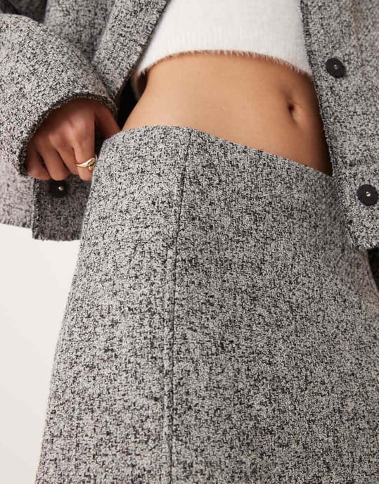 ASOS DESIGN boucle-co-ord kjol i mono - Image 3