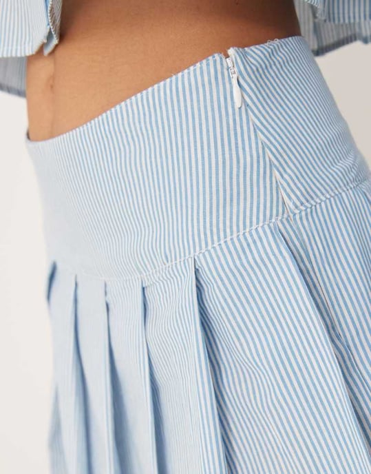 ASOS DESIGN tennis kjol set i blå och vit rand - Image 4