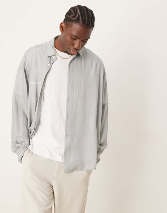 ASOS DESIGN oversized skjorta med broderi i grå rand - Image 1