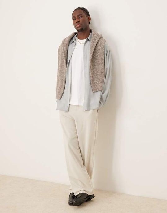 ASOS DESIGN oversized skjorta med broderi i grå rand - Image 2