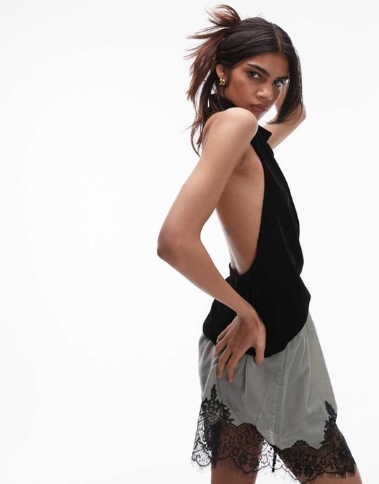 Topshop sametstopp med hög hals i svart - Image 4