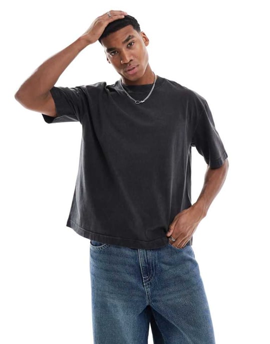 Hollister kort boxy t-shirt med sömdetaljer i syra svart - Image 1