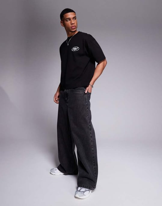 ASOS DESIGN boxy oversized t-shirt med textgrafik i svart - Image 3