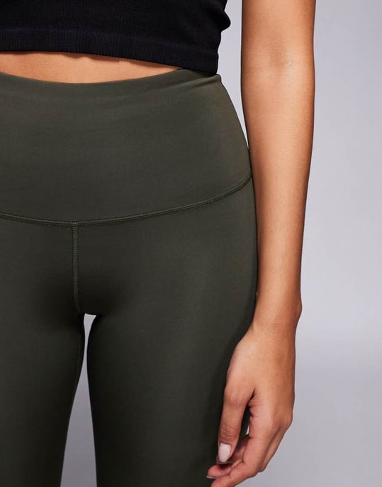 4505 Hourglass Icon bum sculpt gym legging with inner pocket in dark green - KHAKI - Image 3