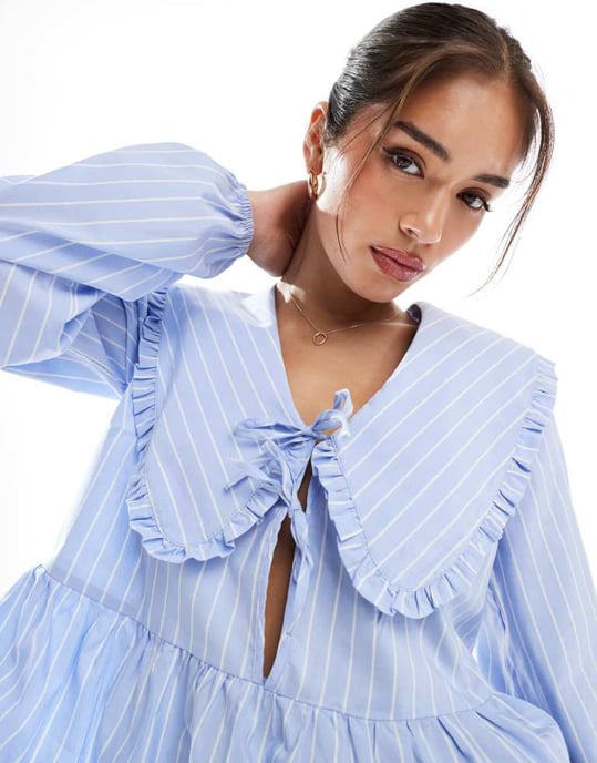 ASOS DESIGN oversized blus med volangkrage i blårandig - Image 2
