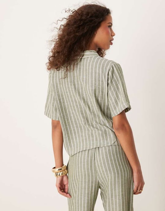 JDY knot front shirt co-ord in sage stripe - Image 4