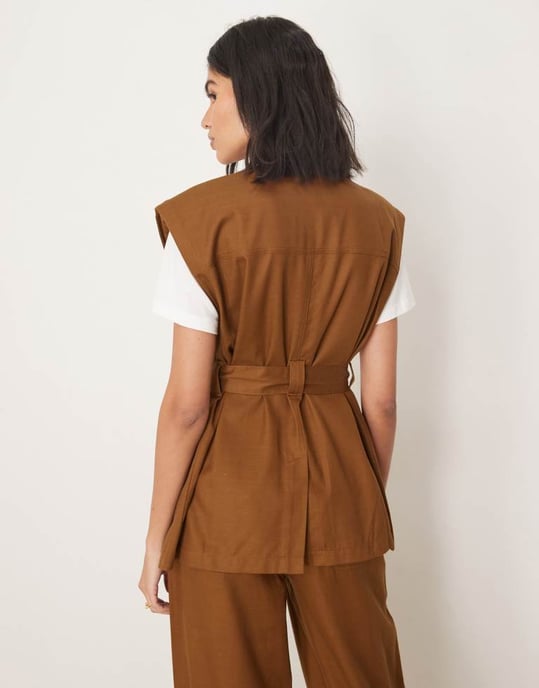 ASOS DESIGN ärmlös skjorta set i brunt - Image 3