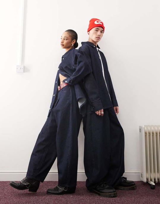 Reclaimed Vintage unisex oversized denim shirt in rinse wash indigo - Image 2
