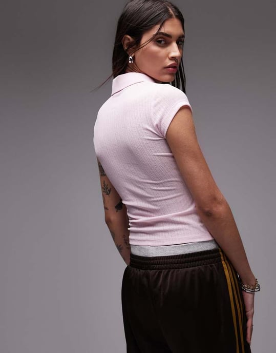 ASOS DESIGN polo torr hantering t-shirt med kort ärm i babyrosa - Image 4