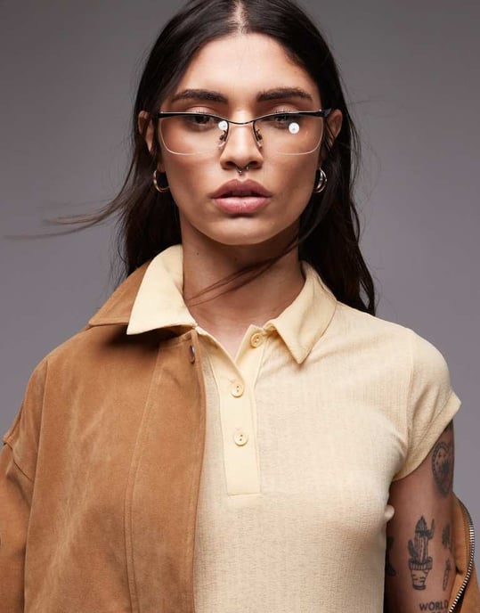 ASOS DESIGN polo t-shirt med kort ärm i smörmjölk - Image 3