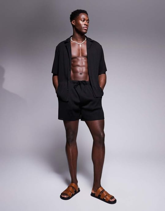ASOS DESIGN co-ord boxy loose fit plisserad skjorta i svart - Image 2