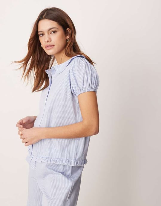 ASOS DESIGN lounge blus med Peter Pan-krage i blårandig koord - Image 1