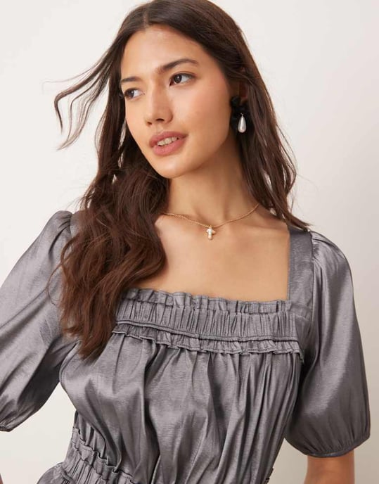 ASOS DESIGN blus med puffärmar och elastisk midja i taft - Image 2