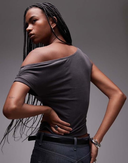 Topshop cupro rynkad sidtop i kolgrå - Image 3