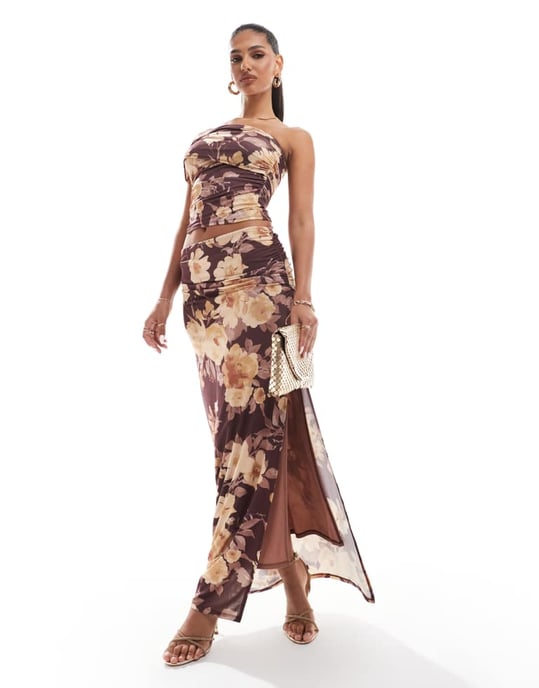 ASOS DESIGN koord slinky rynkad top med en axel i brun blommig tryck - Image 2