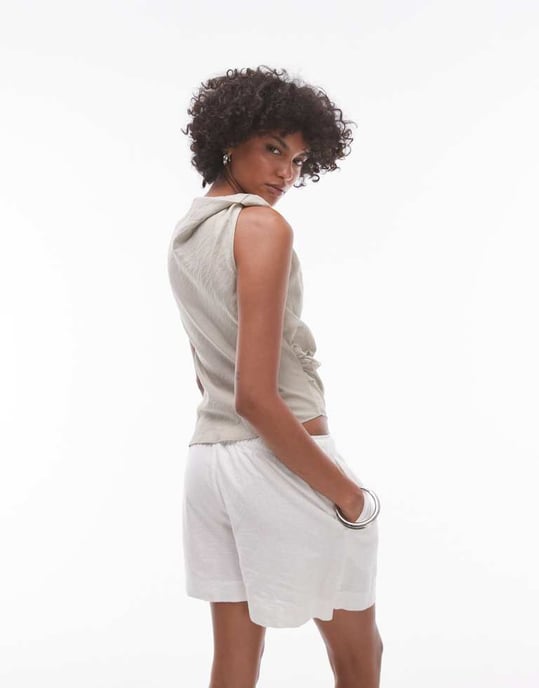 Topshop knut på sidan ärmlös topp i khaki - Image 3