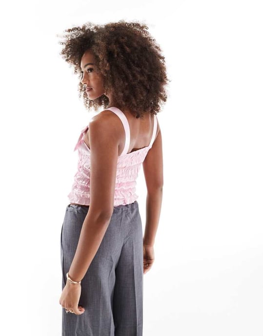 ASOS DESIGN satinsträckt topp med rosett i rosa - Image 3