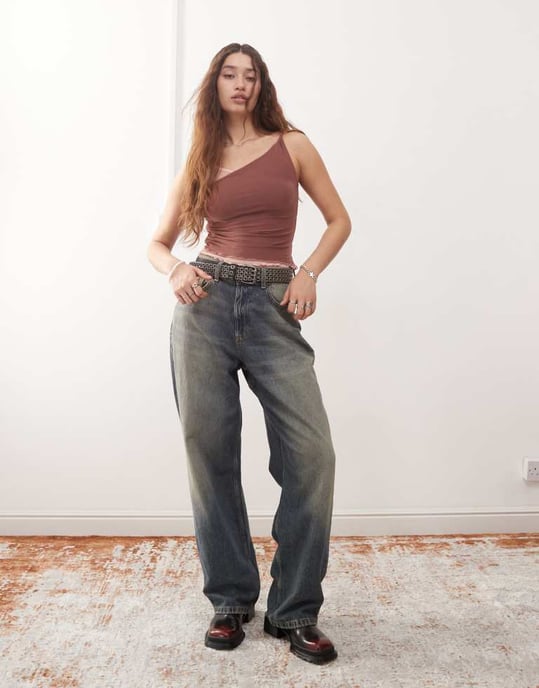 Återvunnen vintage ruched top med en axel och twist i blush och mauve - Image 3