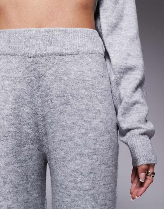 ASOS DESIGN lounge cable knit jumper and trouser set in grey - Image 4
